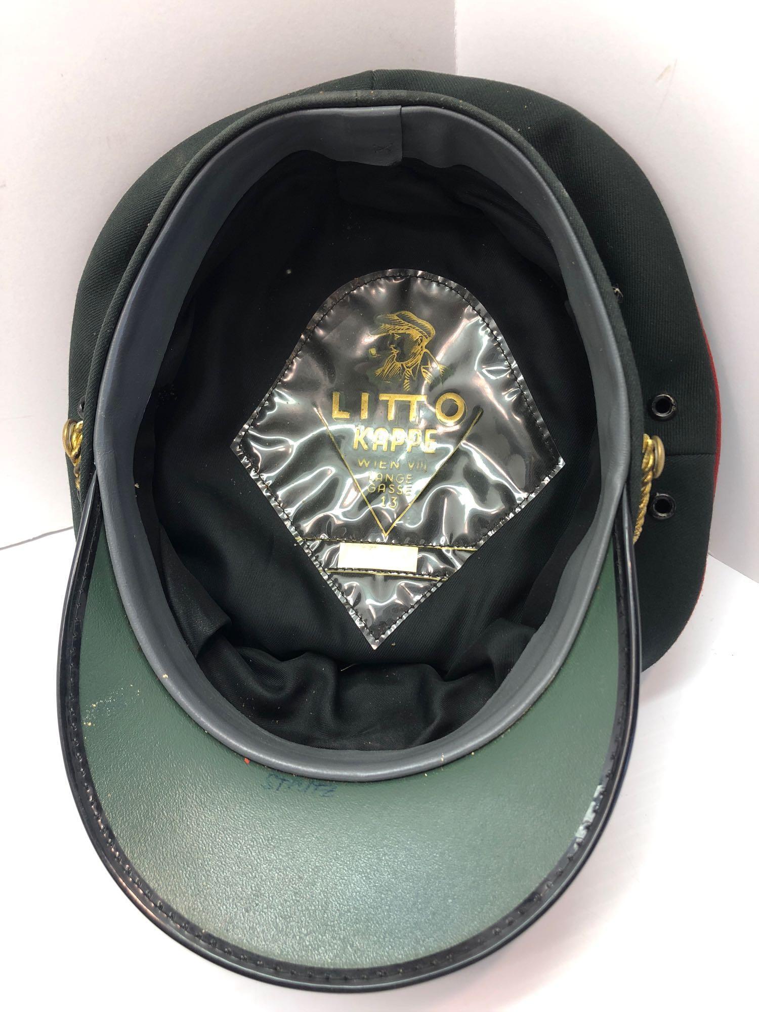 Vintage AUSTRIAN POLICE visor hat/metal insignia and gold braid