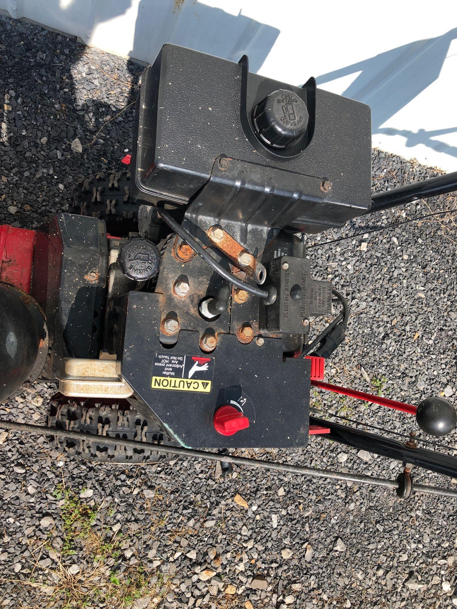 SNAPPER(model 16223) 6/22 snow blower