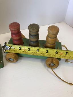 Vintage wooden HOLGATE pull toy ,vintage wooden peg and hammer toy