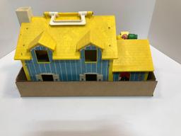 FISHER PRICE Play Family House/accessories