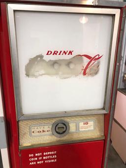 Mid 1960's CAVALIER COCA-COLA - COKE machine(Model CS-96-C) in very good working condition.