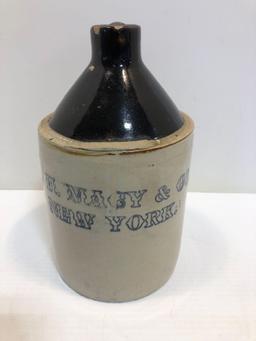 Vintage stoneware R.H. MACY & CO. handled jug(NEW YORK)