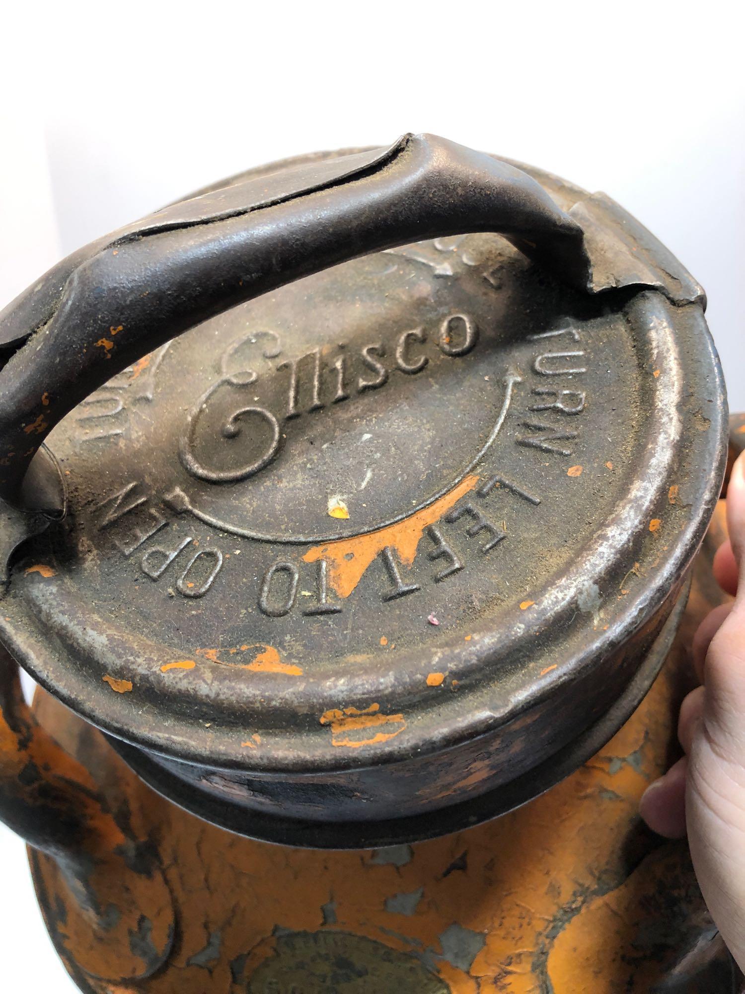 Vintage ELLISCO 5 gallon fuel/oil/gas can