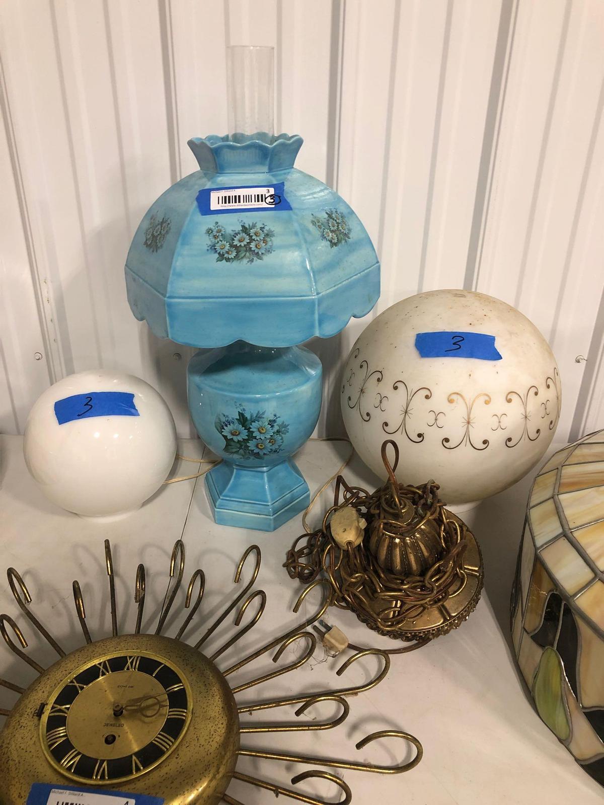 Decorative Table Lamp & two Globes