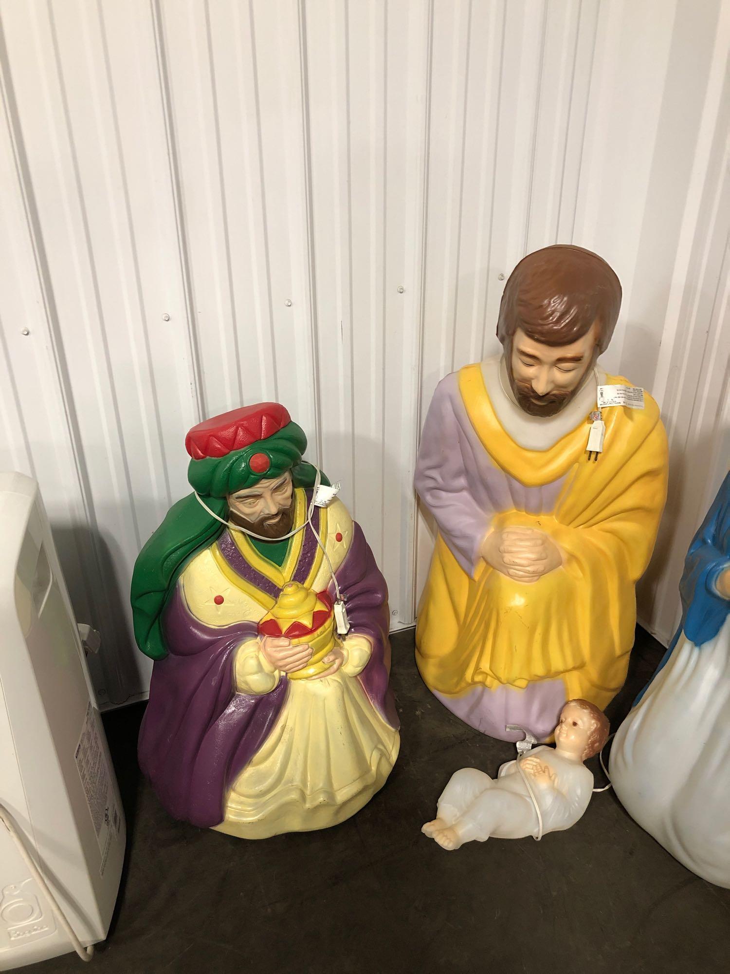 Blow Mold--Mary, Joseph & Baby Jesus,With the Wisemen, Sheep & Camel