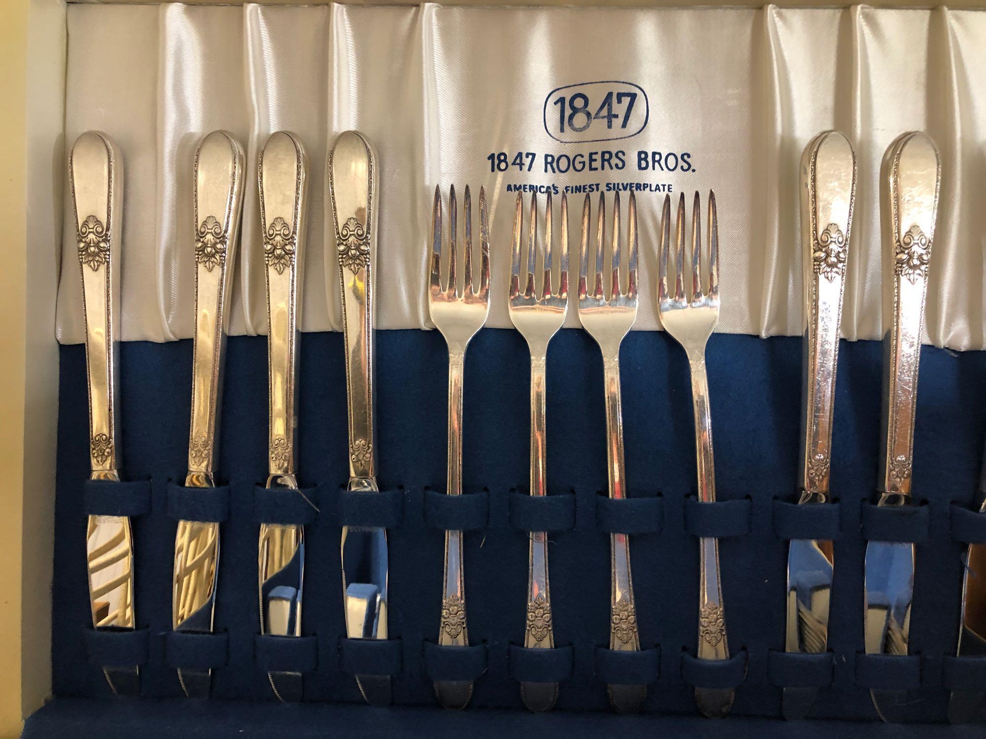 1847 Rodgers BothersSilverplated Set of Flatware