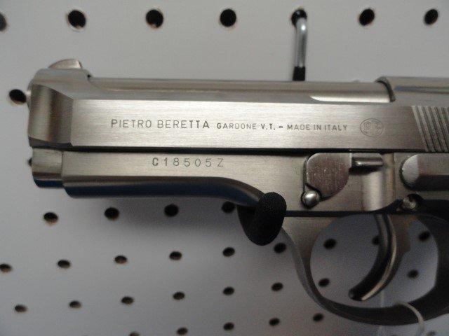 PIETRO BERETTA MOD 92 5 B COMPACT CAL 9 MM SS 4 INCH BARREL SN C185052 WITH