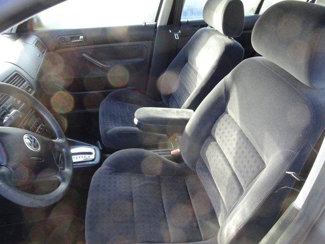 #6307 2003 VW JETTA 98400 MILES AUTO TRANS SUNROOF CLOTH AND CARPET