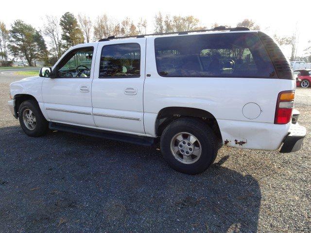 #4801 2002 SUBURBAN LT 4X4 187758 MILES HEATED SEATS LEATHER 3RD ROW SEATIN