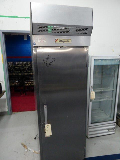 MIGALI SINGLE DOOR REACH IN REFRIGERATOR ON CASTERS