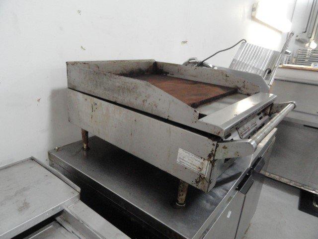 AMERICAN RANGE 24 GRIDDLE GAS ROUGH CONDITION