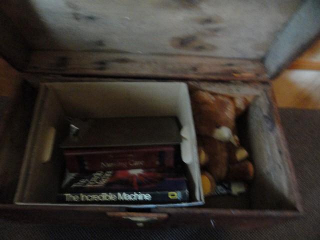 SMALL WOODEN TRUNK AND CONTENTS INCLUDING BOOKS TEDDY BEARS 28 INCH X 14 IN