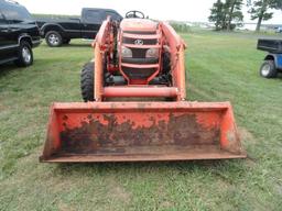 #3101 KUBOTA L4740D 2665 HRS LA854 BUCKET AND BUSH HOG SQ84T 4 WD SN 30353