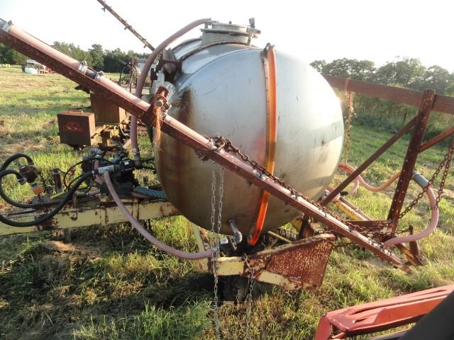 500 GAL SS TANK SPRAY RIG 26' FLAT TIRE