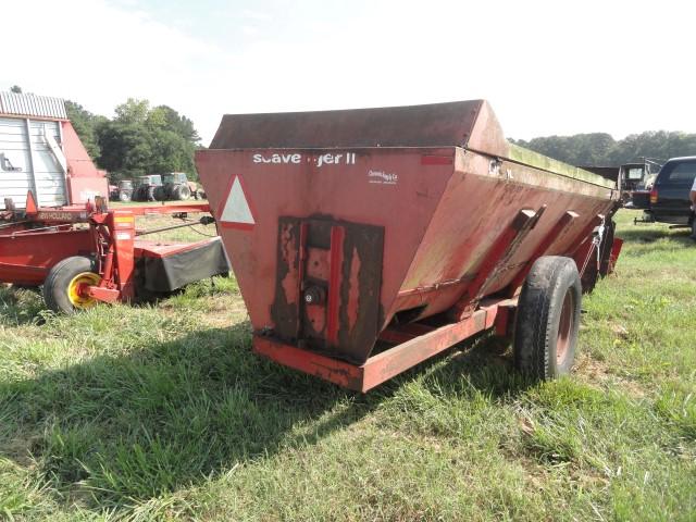 GEHL SCAVENGER II SIDE DISCHARGE MANURE SPREADER MISSING PART OF BELLY PAN