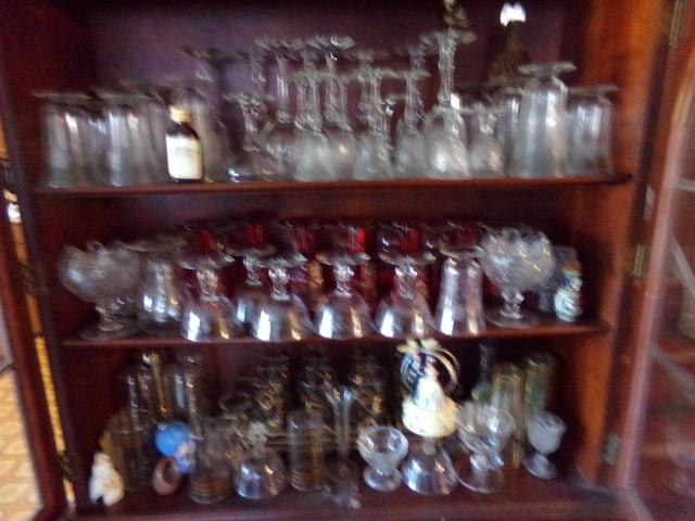 MAHOGANY CHINA HUTCH WITH CONTENTS TO INCLUDE CRYSTAL STEMWARE PRESSED GLAS