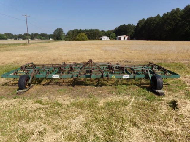 KMC STINE CULTIVATOR 20' WITH DOUBLE BARREL SN 40395