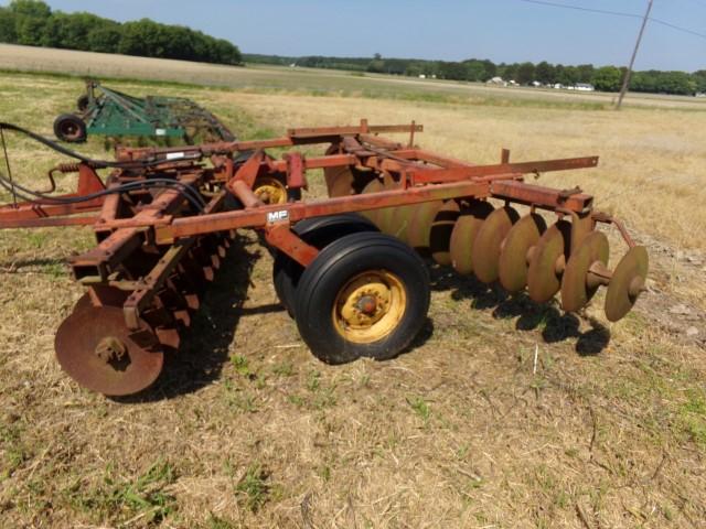 MASSEY FURGUSON 520' 12' DISC