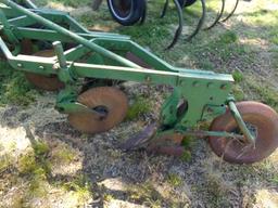 JOHN DEERE 4 BOTTOM PLOW