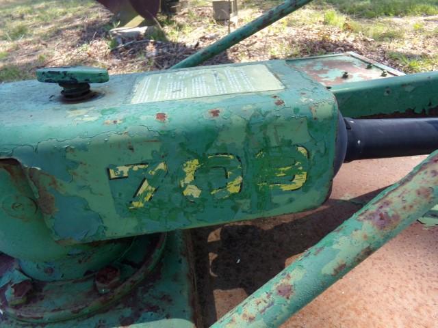 JOHN DEERE 709 MOWER APPROX 7'