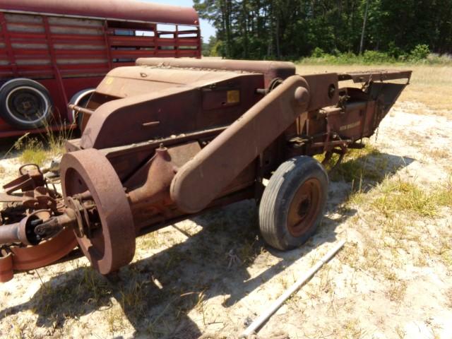 NEW HOLLAND HAYLINER 68