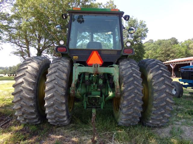 JOHN DEERE 4450 4 WD ENCLOSED CAB 3748 HRS DUAL REAR WHEEL QUICK HITCH 3 PO