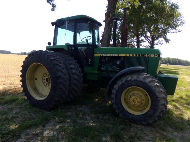 JOHN DEERE 4450 4 WD ENCLOSED CAB 3748 HRS DUAL REAR WHEEL QUICK HITCH 3 PO