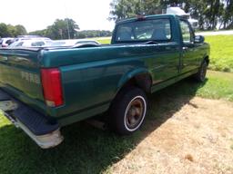 #801 1996 FORD PICKUP 150 2 WD REG CAB 137000+ MILES 4.9 V8 8' BED WITH LIN
