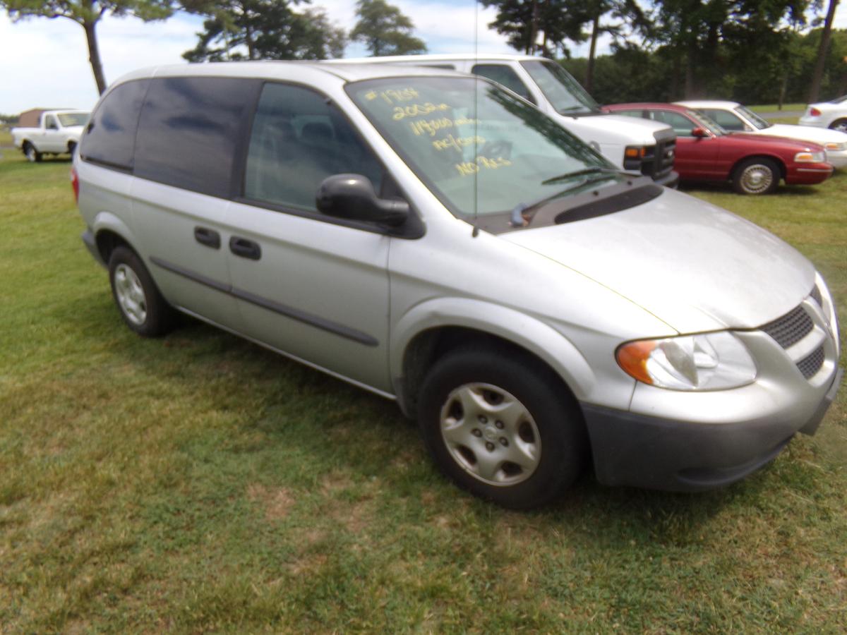 #1904 2002 DODGE CARAVAN 114000 MILES PWR PKG CRUISE AM FM CASSETTE COLD AC