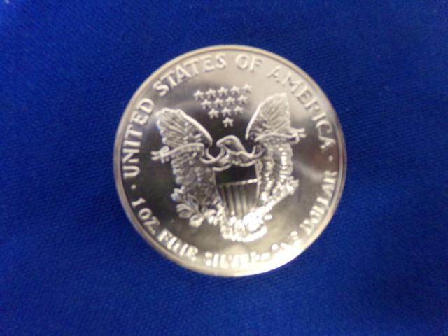 2 AMERICAN EAGLE 1oz SILVER