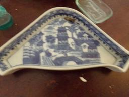 LOT OF BLUE AND WHITE AND CERAMIC INCLUDING 19TH CENTURY STAFFORDSHIRE