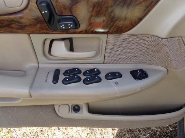 #3601 1999 GRAND MARQUIS 83118 MILES PWR PKG CRUISE AM FM CLOTH AND CARPET