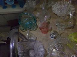 LARGE COLLECTION OF GLASS BASKETS