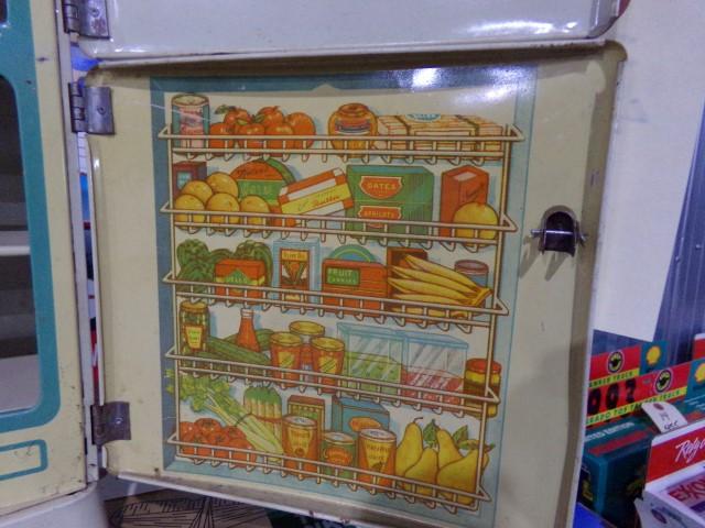ANTIQUE TOY REFRIGERATOR BY WOLVERINE APPROXIMATELY 13 INCH BY 8 INCH