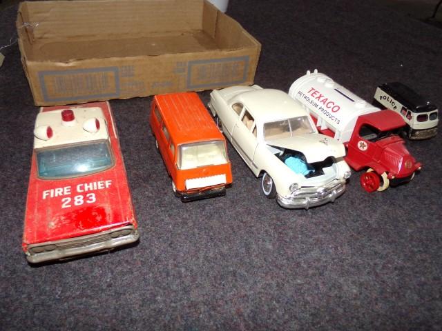 BOX LOT INCLUDING METAL FIRECHIEF 283 CAR TONKA VAN FORD 1949 METAL CAR TEX