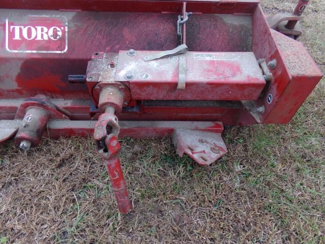 #3408 TORO PLUG PULVERIZER 2560 NO RESERVE