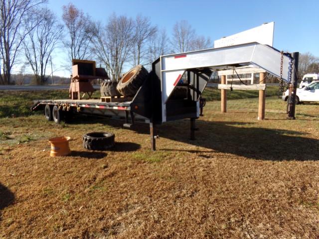 #802 2006 GOOSE NECK TRAILER DUAL TANDEM AXLE 37' OVER ALL 8' GOOSE NECK 24