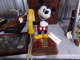 MICKEY MOUSE PHONE AND KNOT BOARD