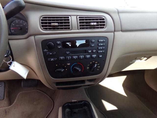 #1401 2003 TAURUS SE 75698 MILES CLOTH AND CARPET