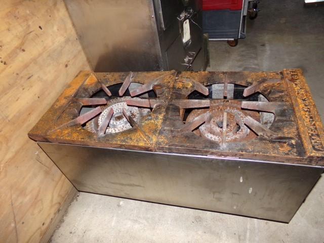 AMERICAN RANGE FREE STANDING 2 BURNER GAS