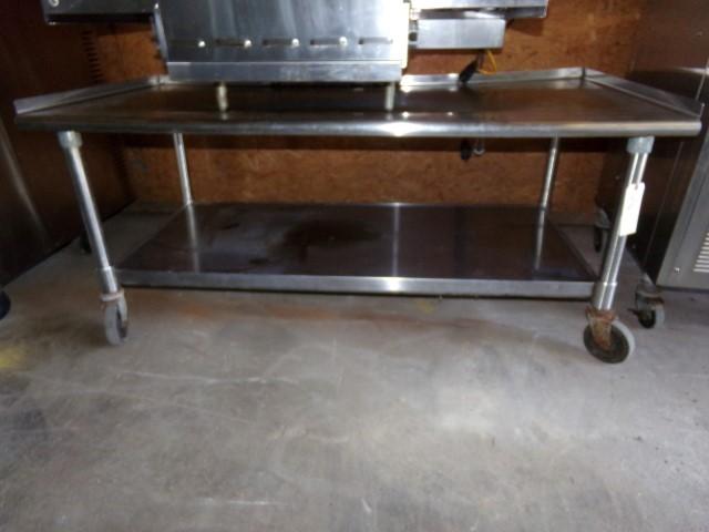 EAGLE 60" EQUIPMENT TABLE MOD T3060SGS ON CASTERS