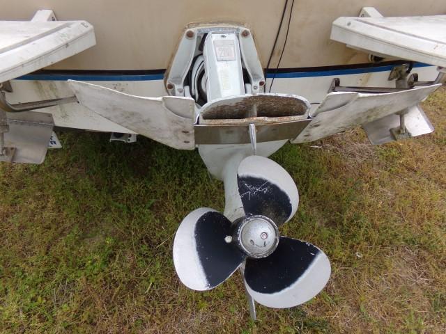 1983 BAYLINER TROPHY 23' ON A VENTURE TRAILER WITH VOLVO PENTA 280 OUTDRIVE