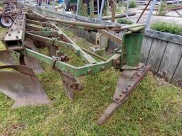 JOHN DEERE 6 BOTTOM PLOW