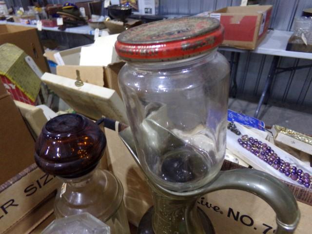 BOX LOT INCLUDING DECANTERS VASES HEN ON NEST AND MORE