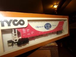 SET OF 31 TYCO TRAINS NEW IN BOX MILLER PA RR B&O JELLO AUTOMATED RR C&H SU