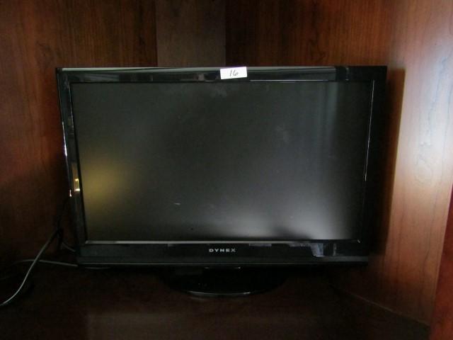 DYNEX FLAT SCREEN TV APPROXIMATELY 30 INCH