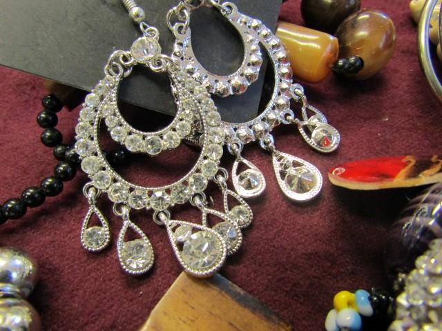 BAG COSTUME JEWELRY