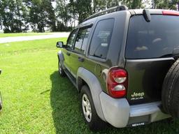 #903 2005 JEEP LIBERTY 4X4 228462 MILES 6 SP MANUAL POWER PACKAGE A/C NOT W