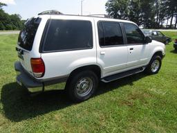 #1101 1999 FORD EXPLORER 4 WD 223996 MILES AM FM CD CLOTH SEATS NOT STATE I