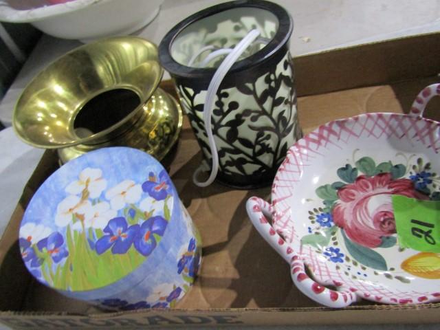 BOX LOT WITH ITALIAN POTTERY SPITTOON AND MORE